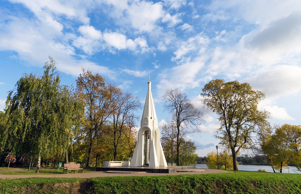 CHasovnya-Kazanskoj-Bogomateri