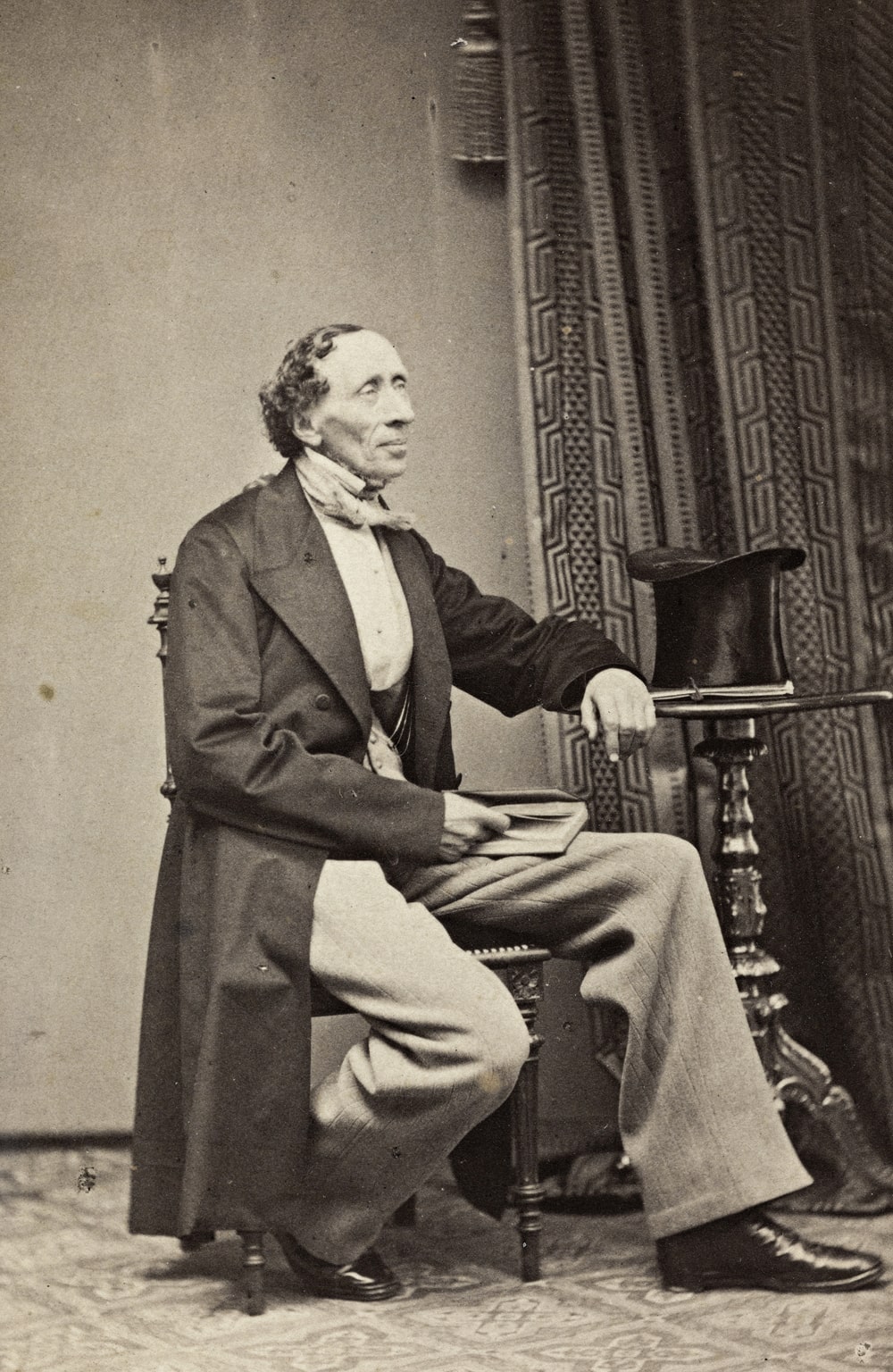 Gans-Hristian-Andersen-13