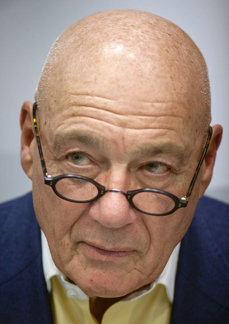 Portret-Vladimira-Poznera