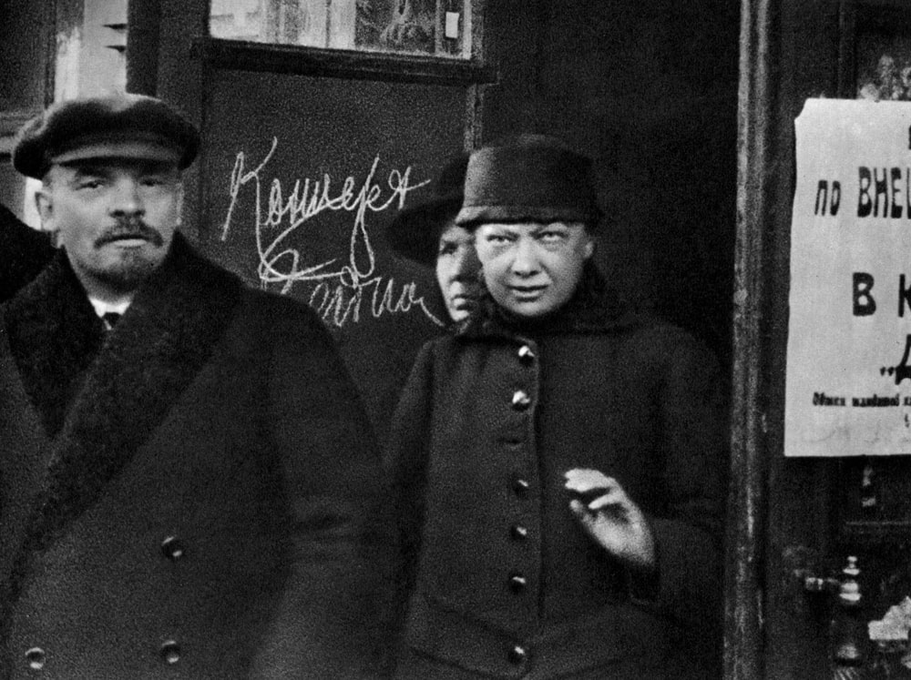 Vladimir-Lenin-i-Nadezhda-Krupskaya