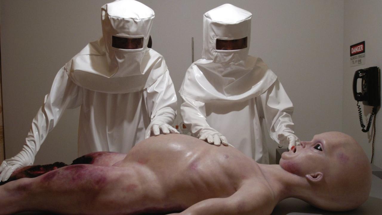 Vskryitie-inoplanetyanina