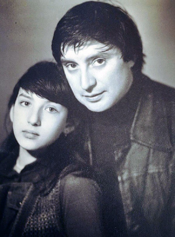 alika-smehova-s-otczom