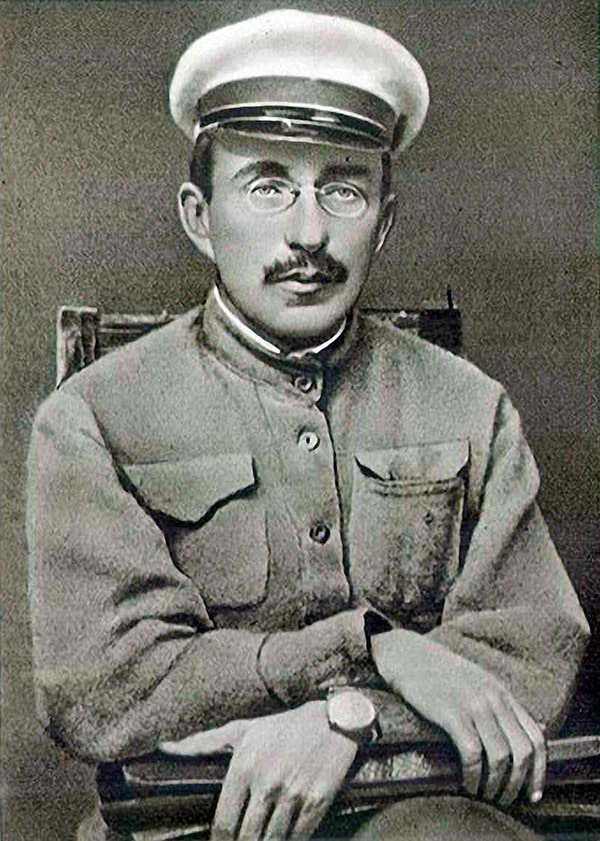 anton-makarenko-6