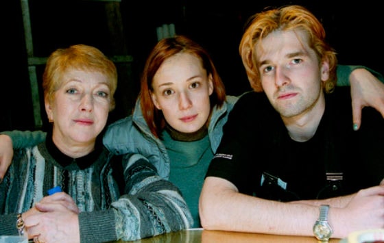 chulpan-s-pervym-muzhem-i-svekrovyu