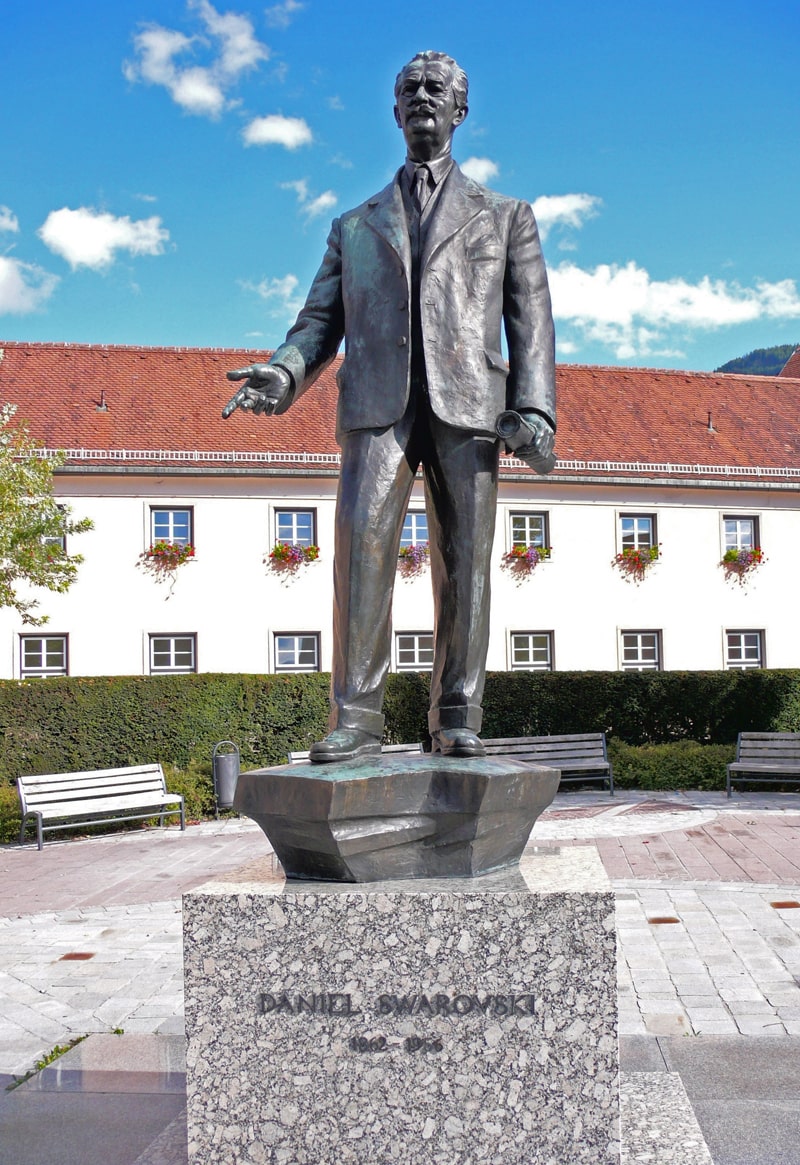 daniel-svarovski-3