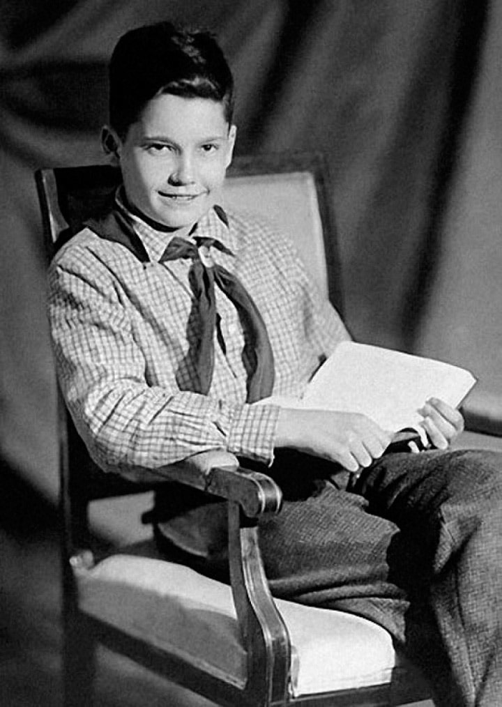 eldar-ryazanov-v-yunosti