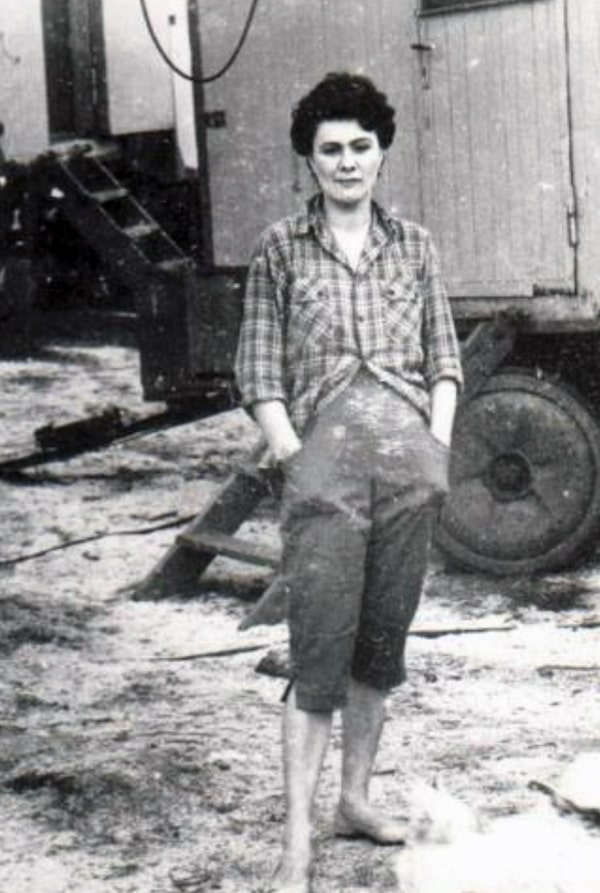 galina-brezhneva-u-czirkovogo-vagonchika