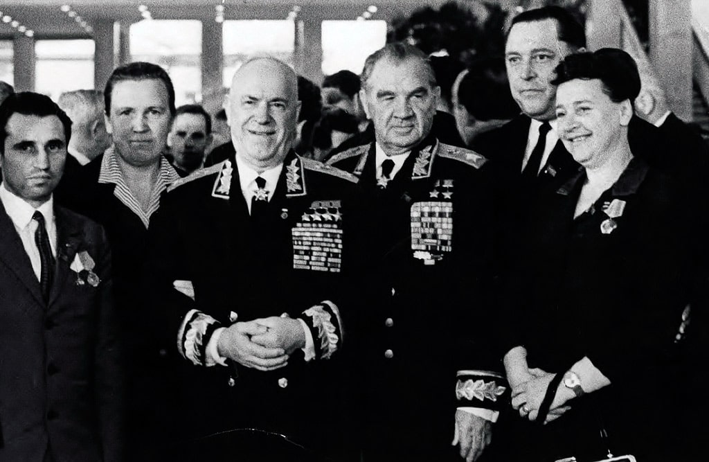 georgij-zhukov-i-vasilij-chujkov