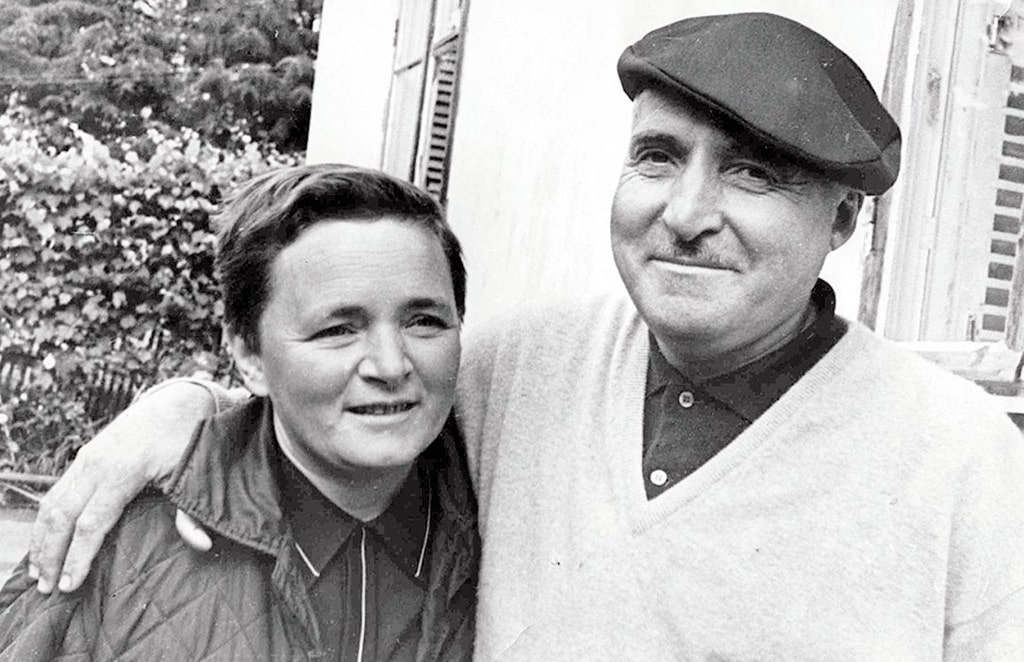 konstantin-simonov-i-zhena-larisa-zhadova
