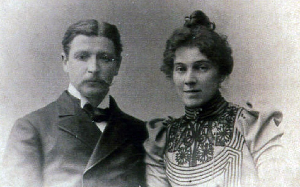 mihail-vrubel-s-zhenoj