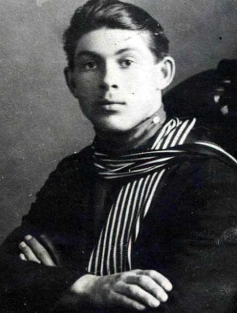 nikolaj-gastello-2