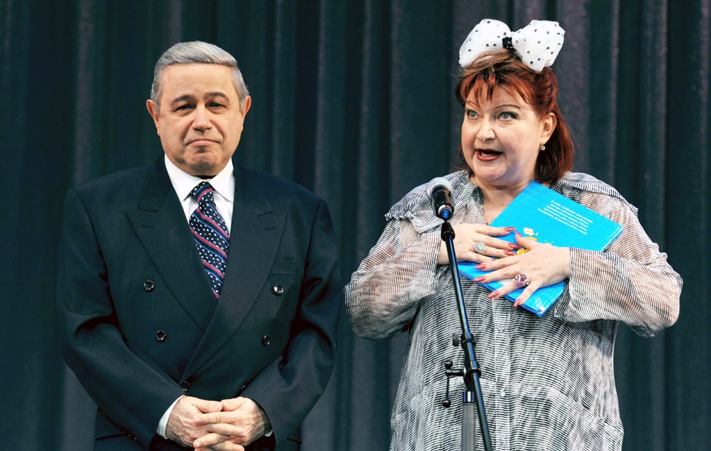 petrosyan-i-stepanenko-na-sczene