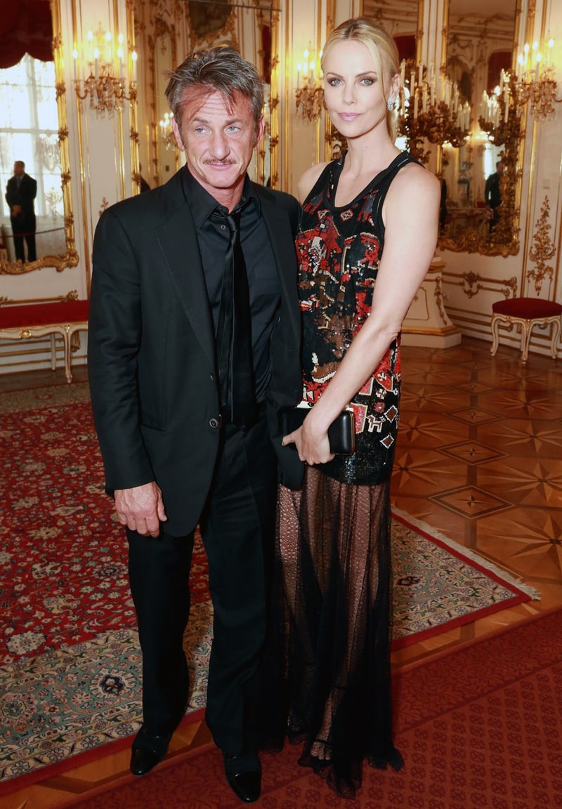 shon-penn-i-sharliz-teron